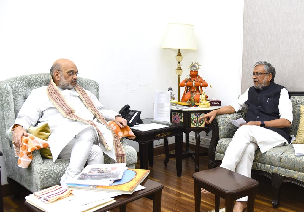 श्री अमित शाह, माननीय  गृह मंत्री, भारत सरकार से उनके आवास पर मुलाकात की
